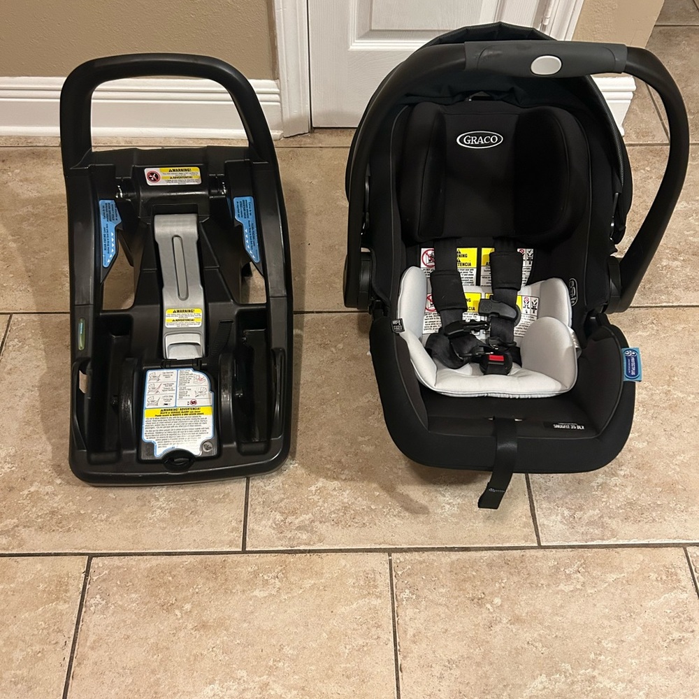 Graco SNUGRIDE SNUGFIT 35 DLX